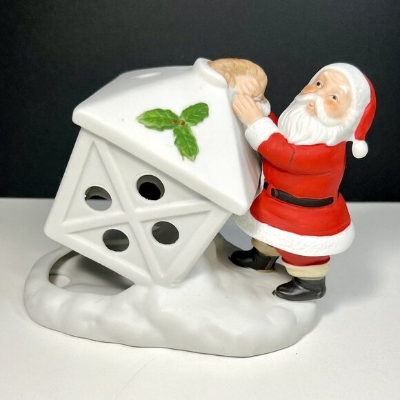 Colonial Candle of Cape Cod Santa With Lantern Ceramic Votive Holder Christmas - Picture 10 of 10